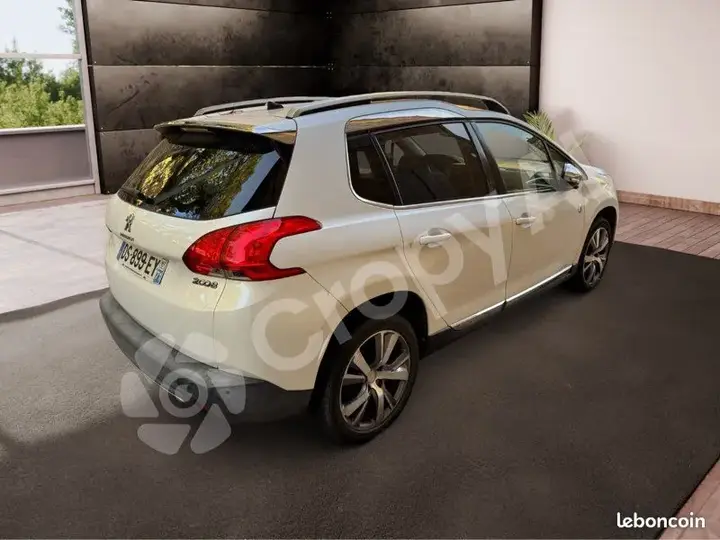 Peugeot 2008 2015 photo 3
