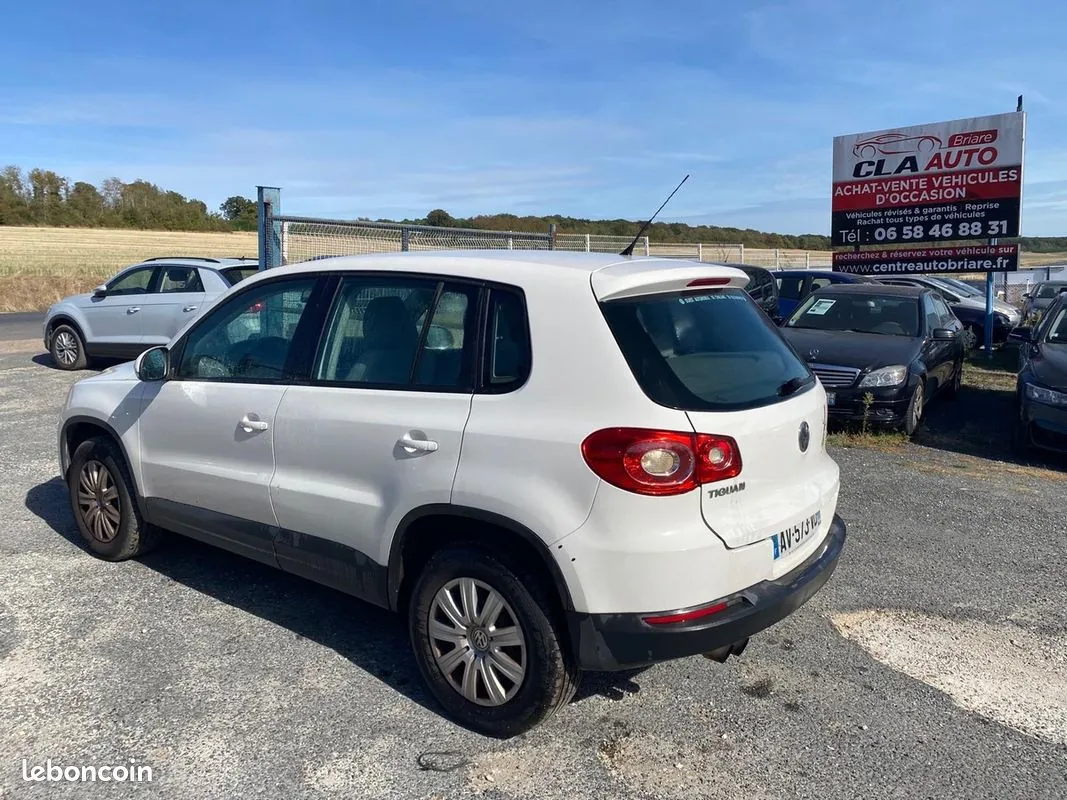 Volkswagen Tiguan 2010 photo 3