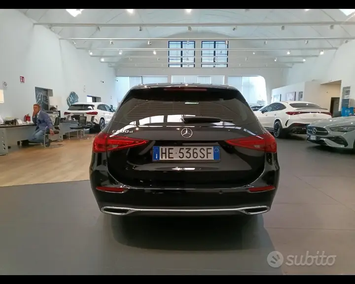 Mercedes-Benz C 2026 photo 5