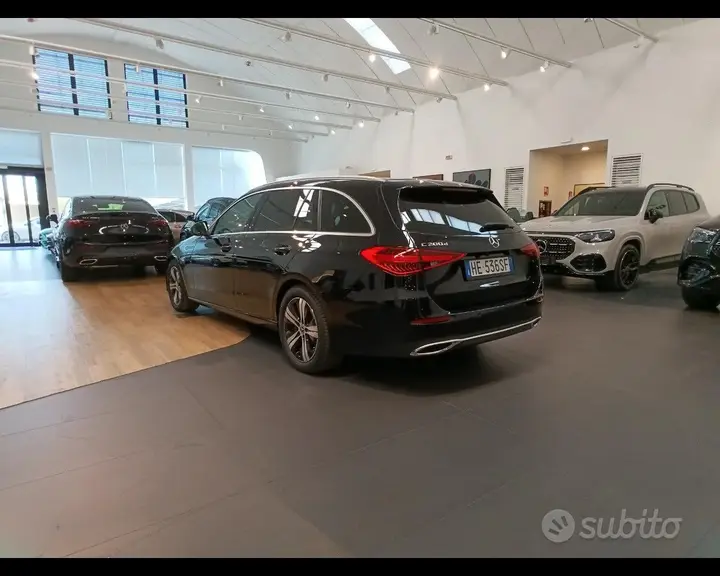 Mercedes-Benz C 2026 photo 4