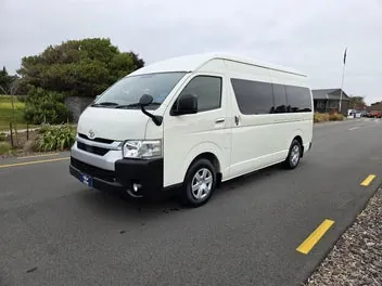 Toyota Hiace 2021 photo 4