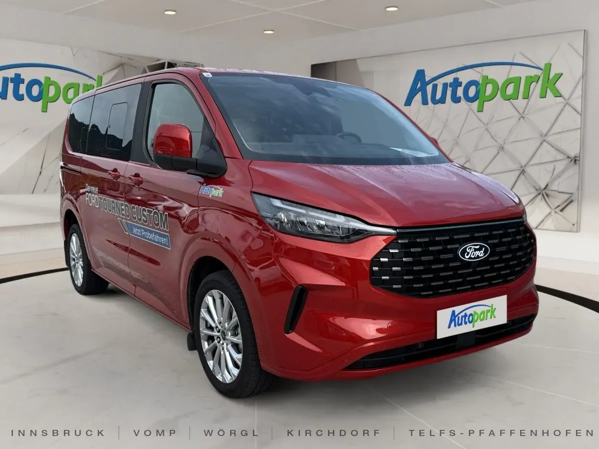 Ford Tourneo Custom 2025 photo 3