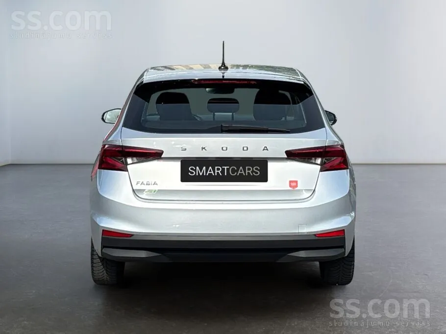 Skoda Fabia 2023 photo 4