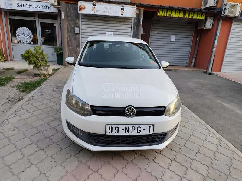 Volkswagen Polo 2010 photo 3
