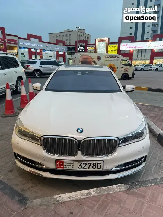 BMW 7 Series 2016 photo 2