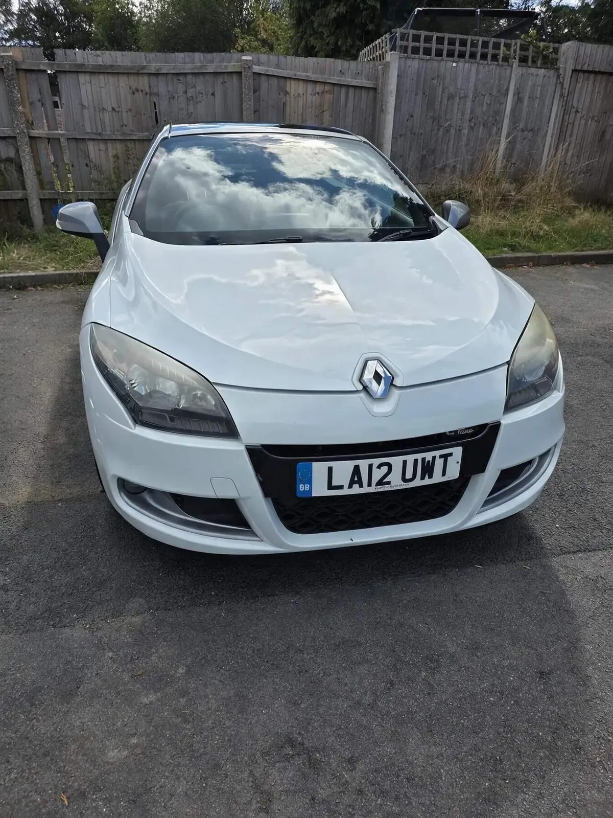 Renault Megane 2012 photo 2
