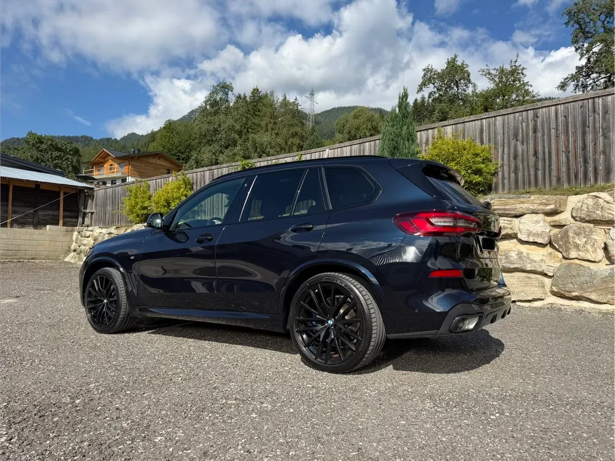 BMW X5 2020 photo 2