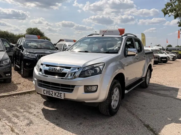 Isuzu D-Max 2012 photo 5