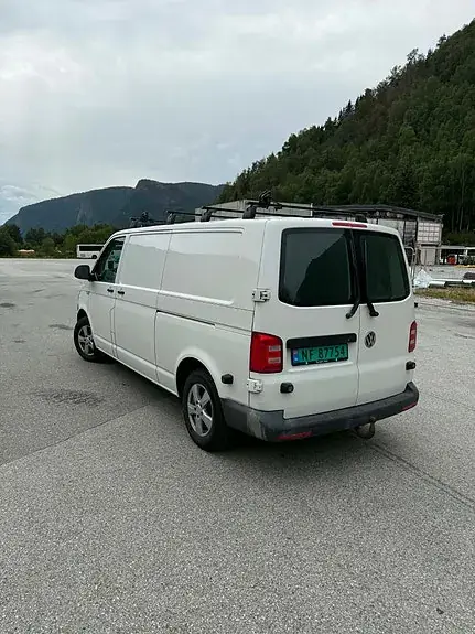 Volkswagen Transporter 2018 photo 4