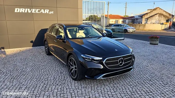 Mercedes-Benz E 300