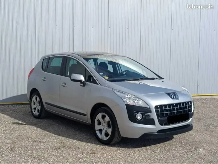 Peugeot 3008 2010 photo 2