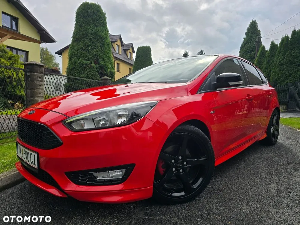 Ford Focus 2018 photo 2