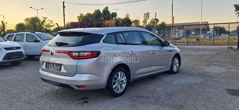 Renault Megane 2019 photo 3