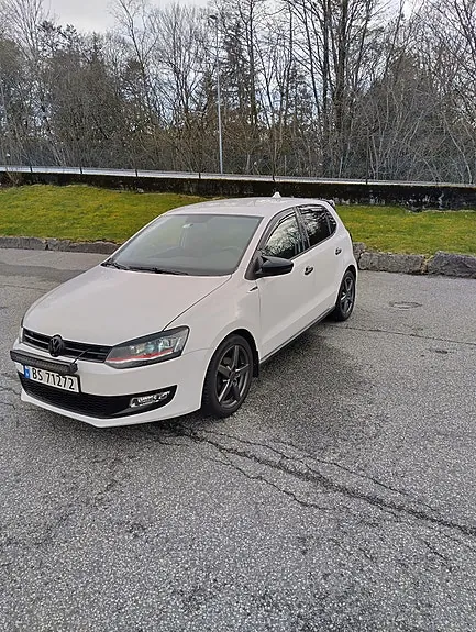 Volkswagen Polo 2010 photo 3