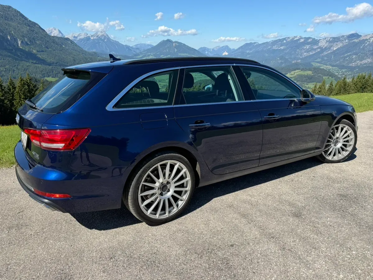 Audi A4 2019 photo 3