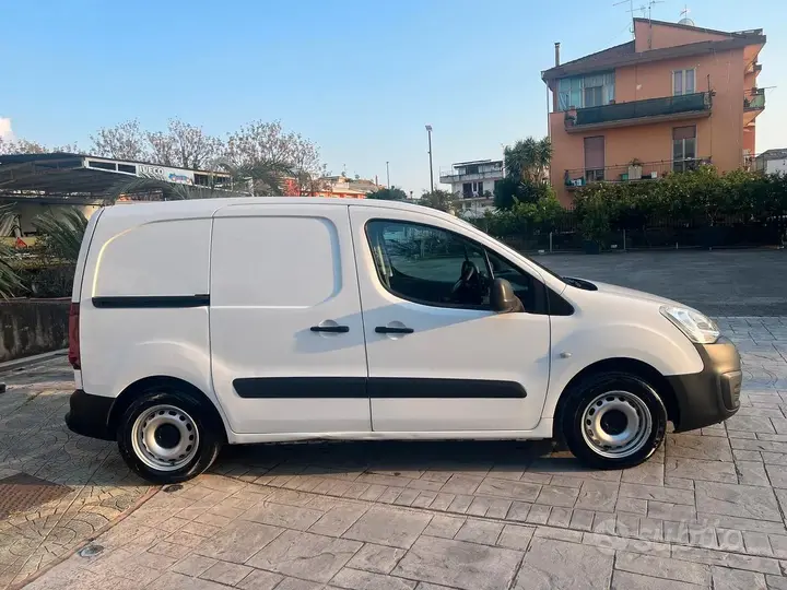 Peugeot Partner 2018 photo 4