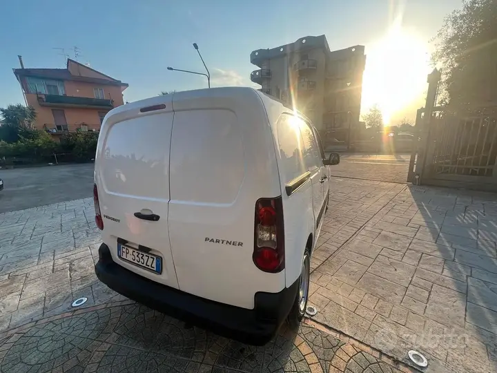Peugeot Partner 2018 photo 5
