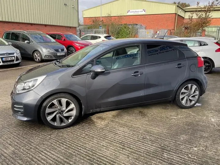 Kia Rio 2015 photo 2