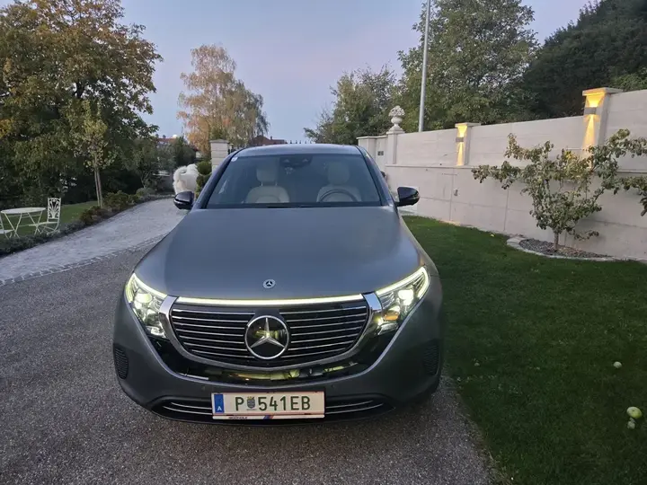 Mercedes-Benz Eqc