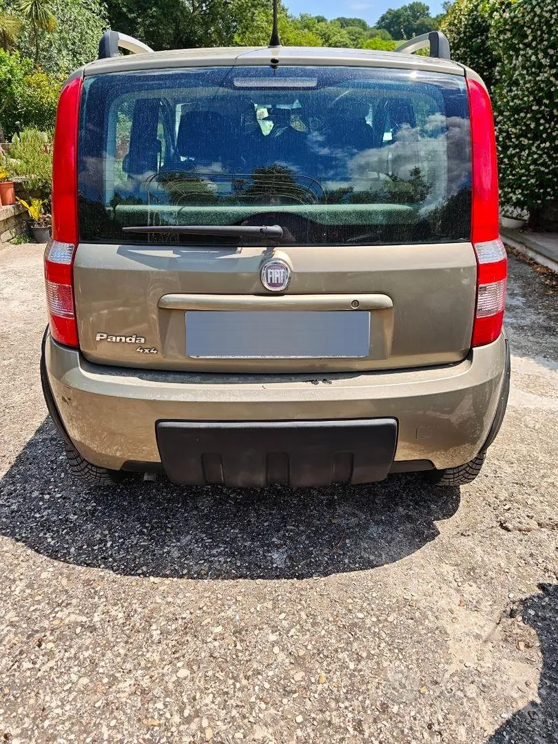 Fiat Panda 2010 photo 4