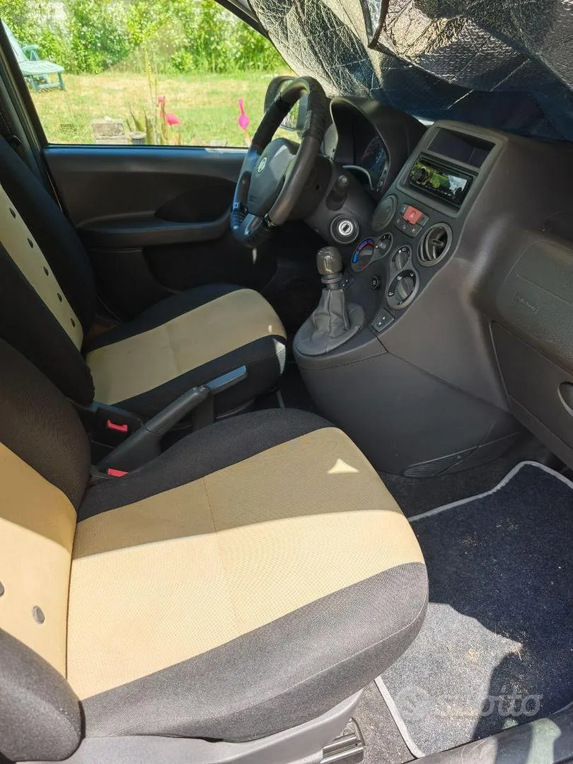 Fiat Panda 2010 photo 5