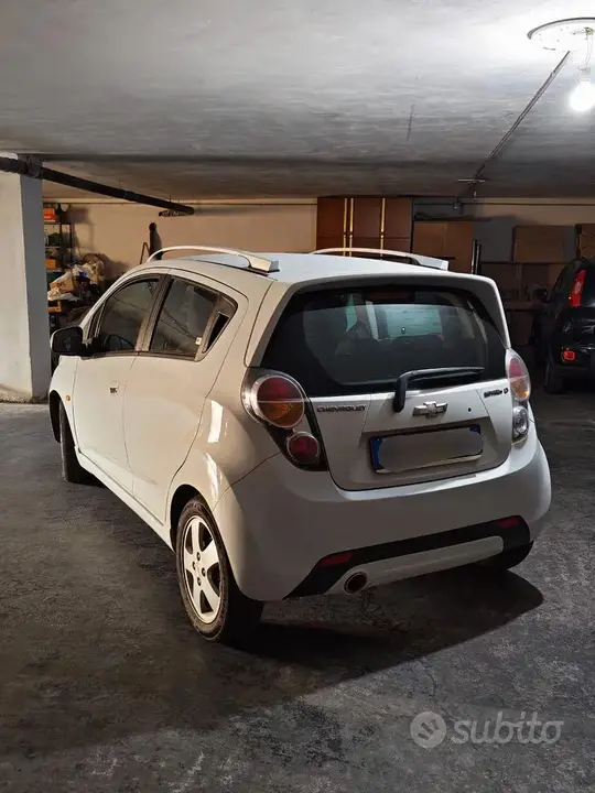 Chevrolet Spark 2011 photo 3