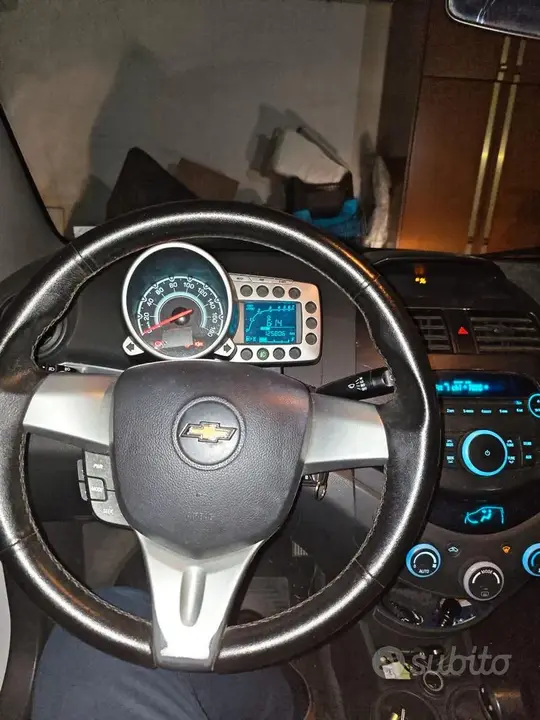 Chevrolet Spark 2011 photo 4
