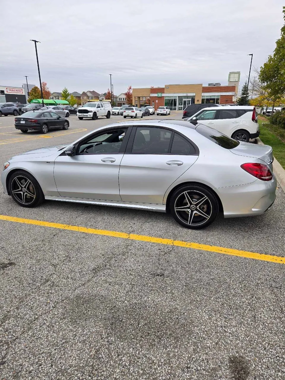 Mercedes-Benz C300 2017 photo 3