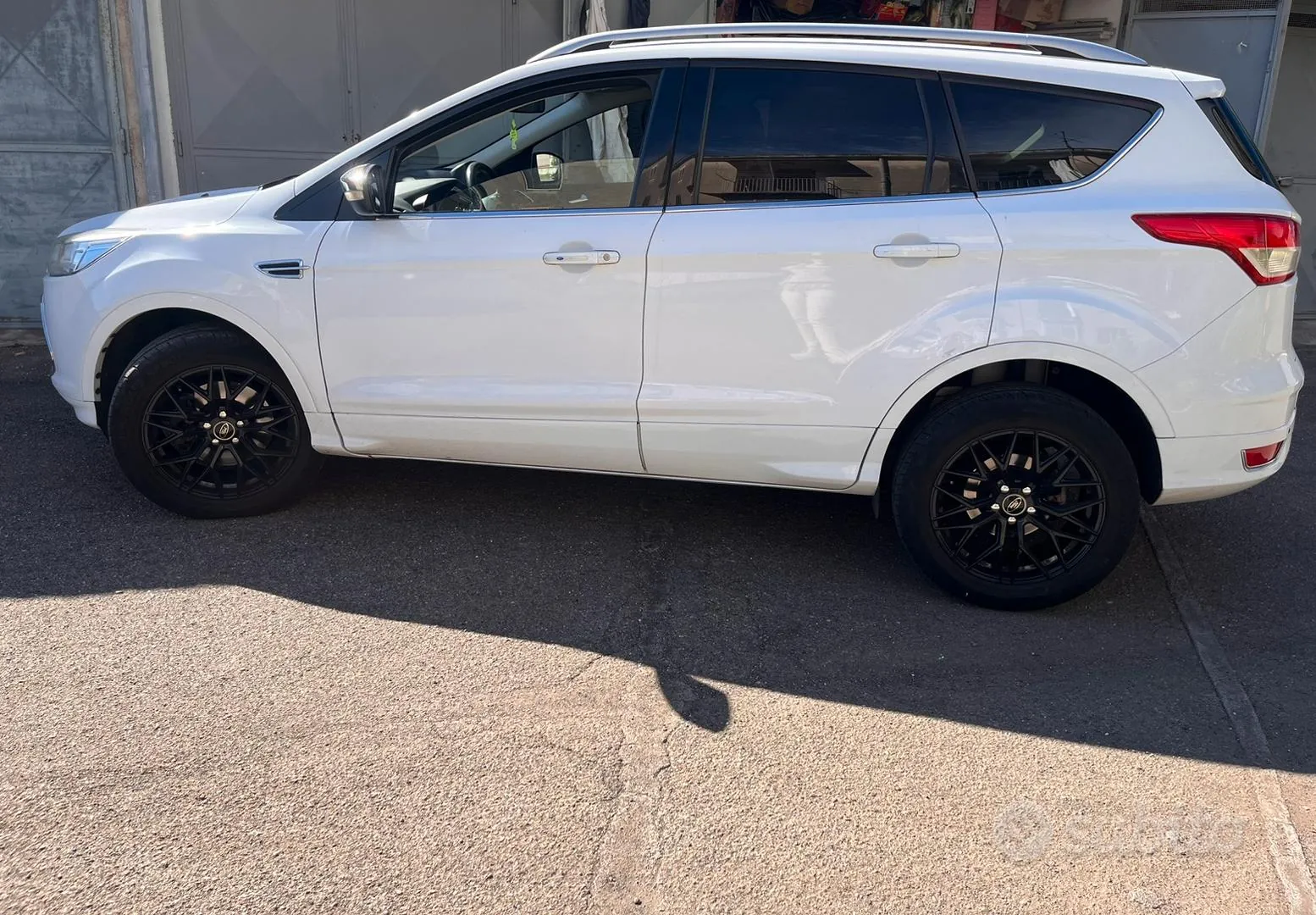 Ford Kuga 2016 photo 3