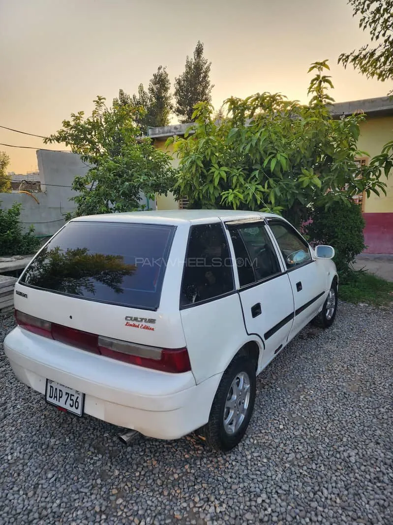 Suzuki Cultus
