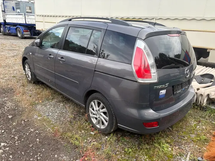 Mazda Mazda5 2009 photo 3