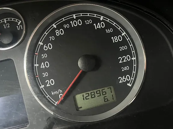 Volkswagen Passat 2003 photo 4