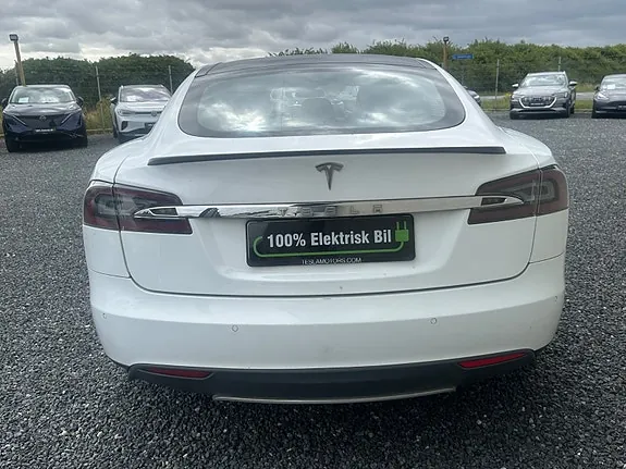 Tesla Model S 2015 photo 4