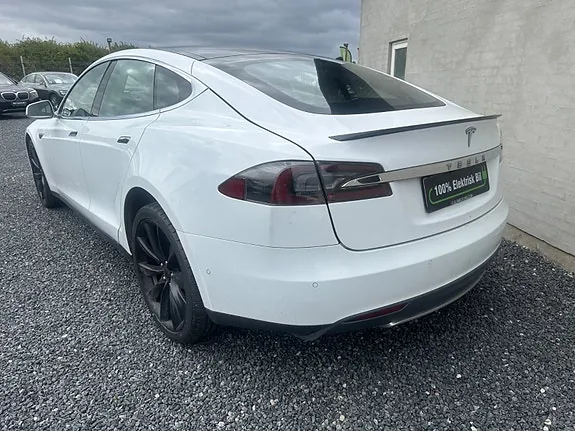 Tesla Model S 2015 photo 3