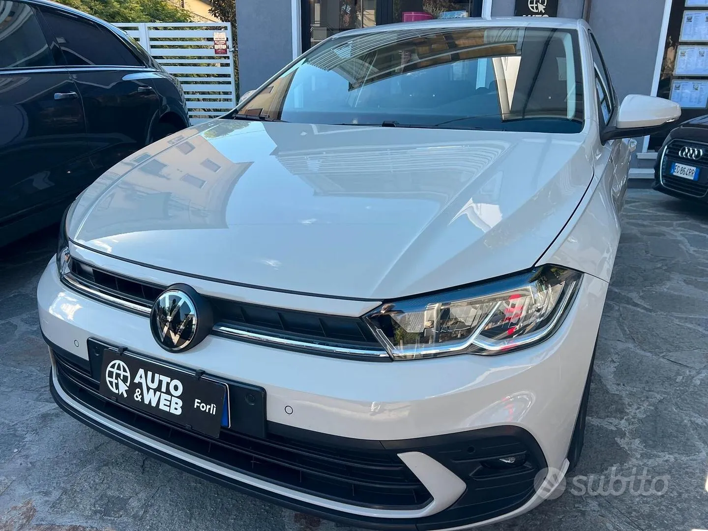 Volkswagen Polo 2023 photo 2
