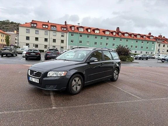 Volvo V50 2010 photo 4