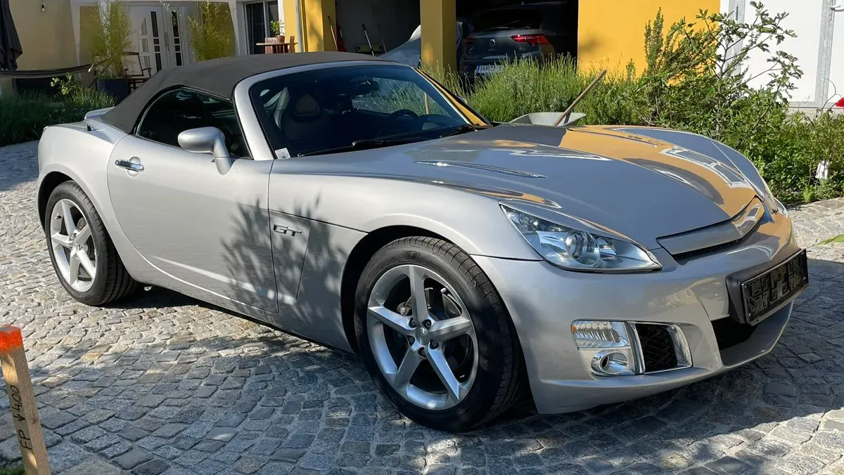 Opel Gt 2008 photo 2