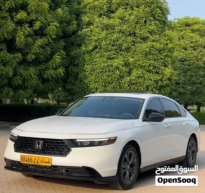 Honda Accord 2023 photo 2