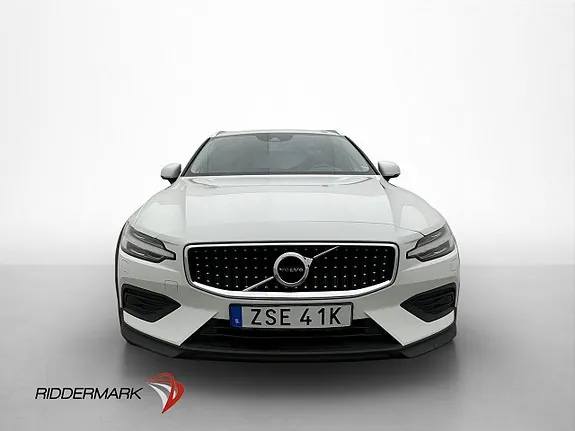Volvo V60 2020 photo 2