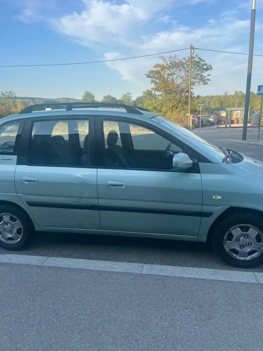 Hyundai Matrix 2004 photo 3