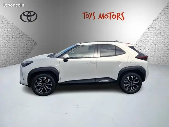 Toyota Yaris Cross 2025 photo 3