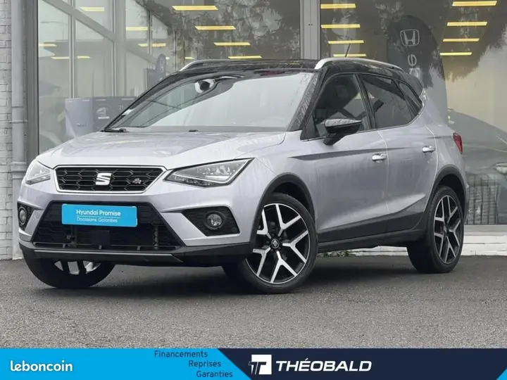 Seat Arona
