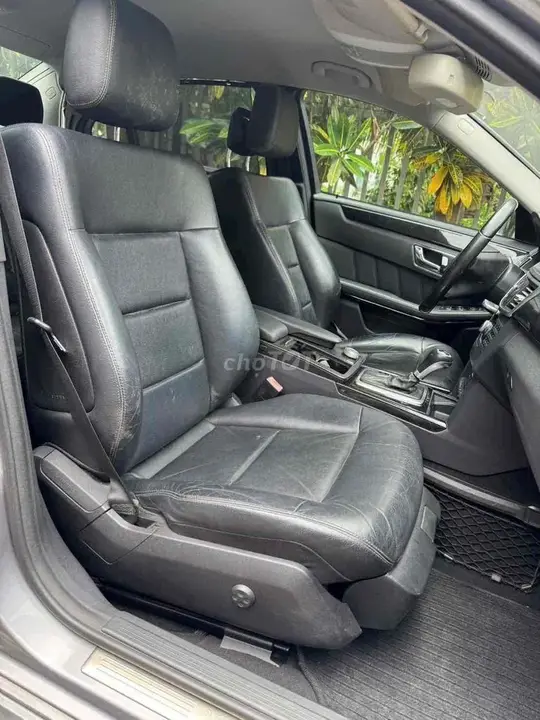 Mercedes-Benz E-Class 2010 photo 5