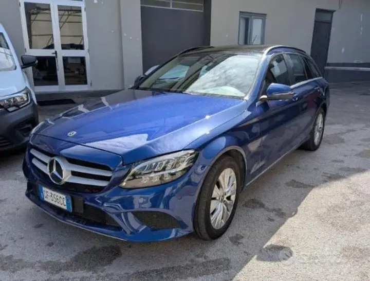 Mercedes-Benz C200 2021 photo 2