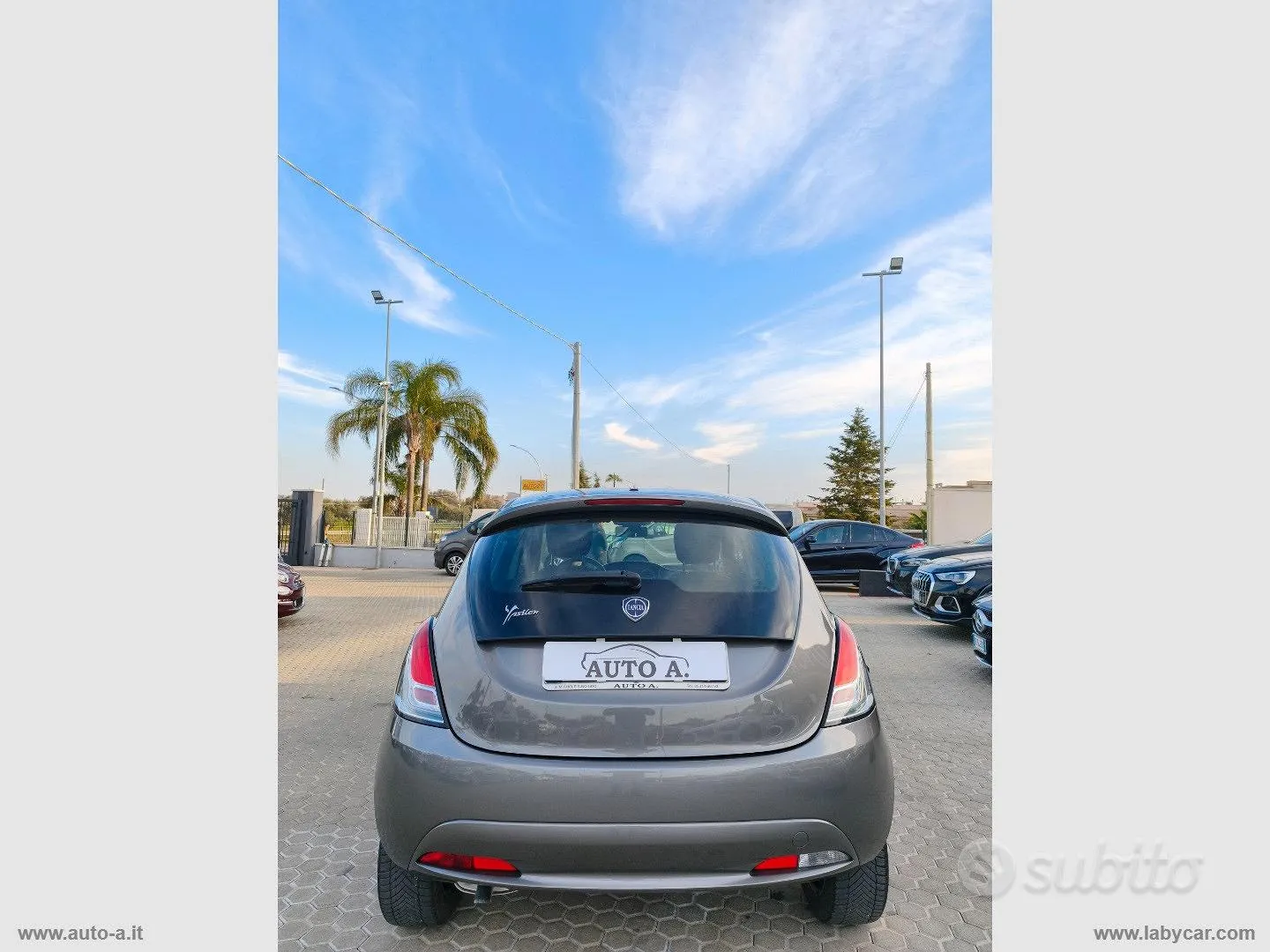 Lancia Ypsilon