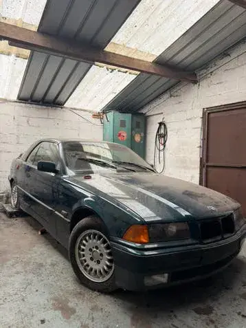 BMW 328I
