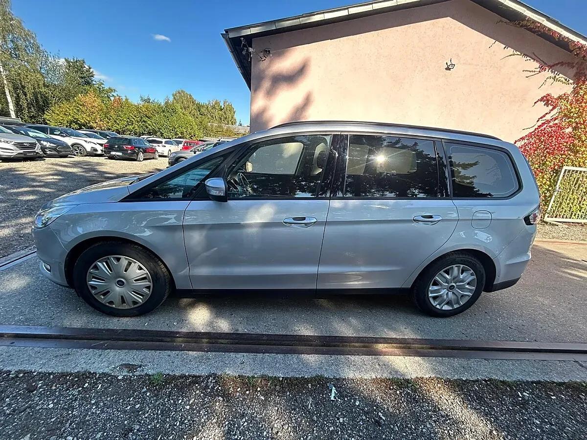 Ford Galaxy 2018 photo 2