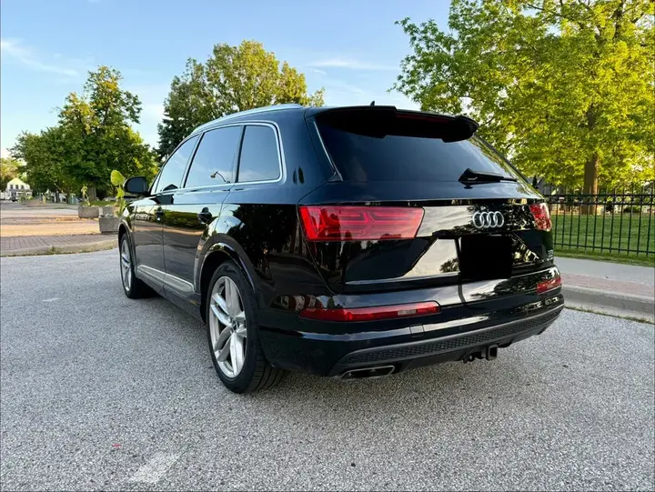 Audi Q7 2017 photo 5