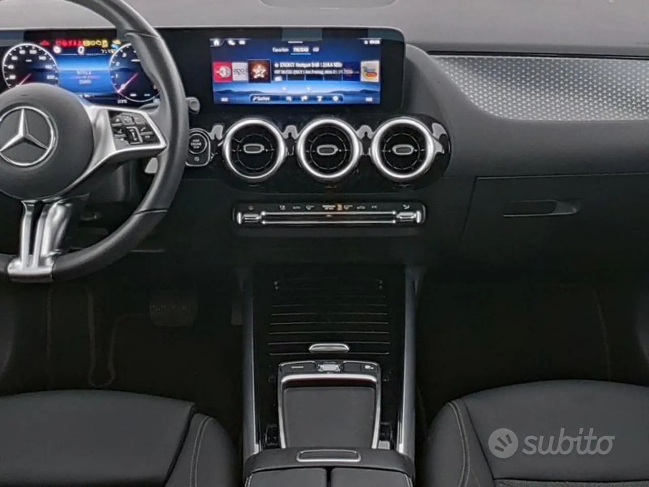 Mercedes-Benz Gla 2025 photo 5