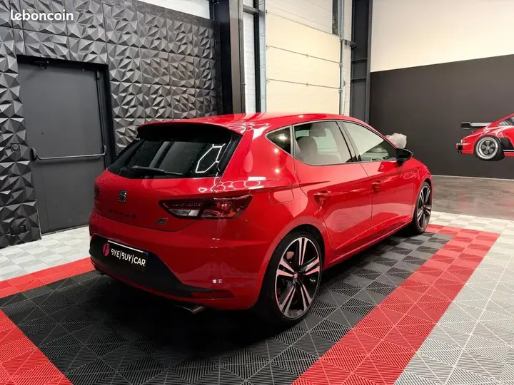 Seat Leon 2015 photo 3